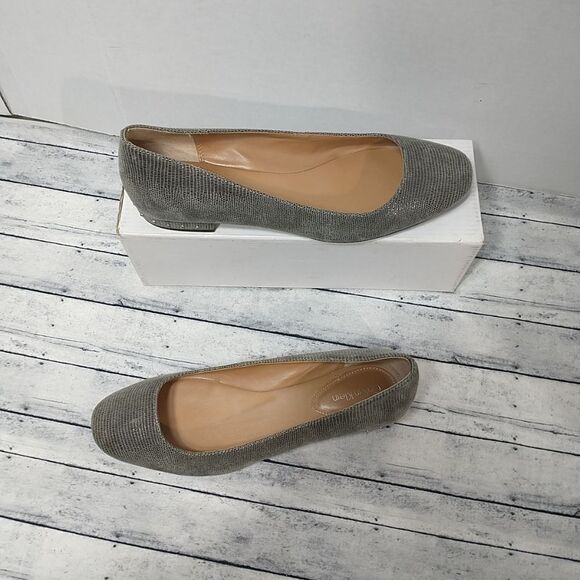 Calvin Klein Fridelle Shoe Womens SZ 8 Gray Faux Snakeskin Slip-on Silver Accent - Picture 4 of 10